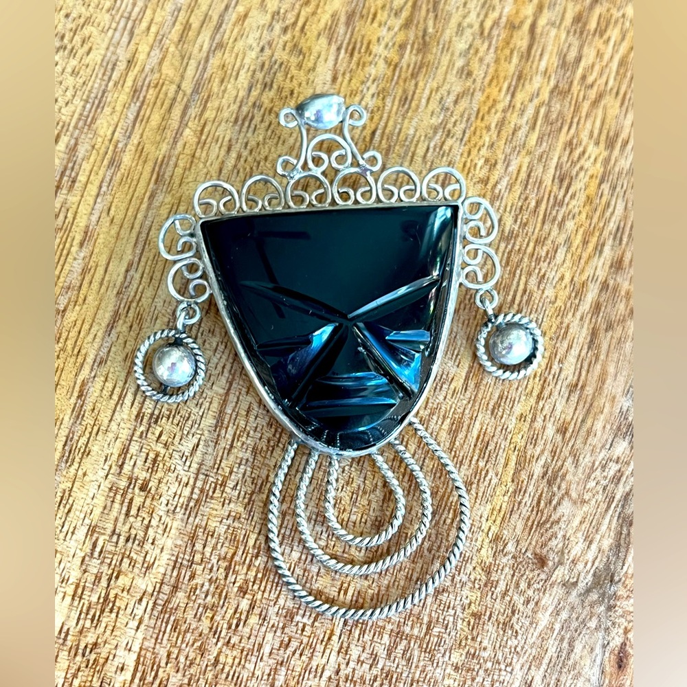 Vintage Mexico Sterling Carved Black Onyx Pin Brooch